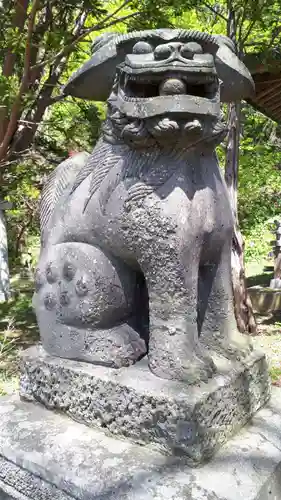 忍路神社の狛犬