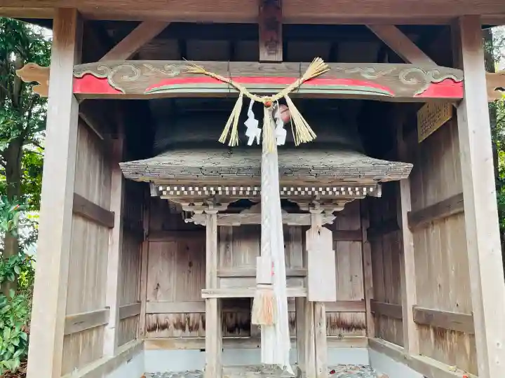 大澤八幡社の{uncategorized: "未分類", other: "その他", undefined: "問題あり", building: "その他建物", grave: "お墓", sacred_gate: "鳥居", guardian: "狛犬", statue: "像", buddha: "仏像", history: "歴史", nature: "自然", garden: "庭園", animal: "動物", pagoda: "塔", temizu: "手水舎", mountain_gate: "山門・神門", sanctuary: "本殿・本堂", subordinate: "末社・摂社", art: "芸術", scenery: "景色", jizo: "地蔵", ema: "絵馬", goshuin: "御朱印", omikuji: "おみくじ", items: "授与品その他", amulet: "お守り", goshuincho: "御朱印帳", eats: "食事", festival: "お祭り", votive_dance: "神楽", shichigosan: "七五三参", wedding: "結婚式", experience: "体験その他", initially: "初詣", around: "周辺", anti_infection: "感染症対策"}