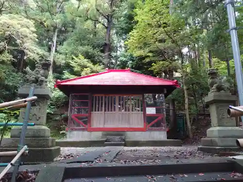 有東神社の本殿