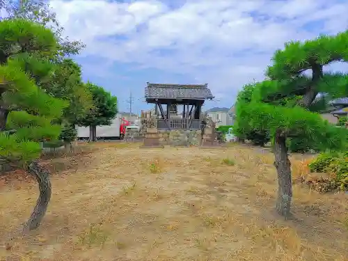 古天神社（井堀）の建物その他