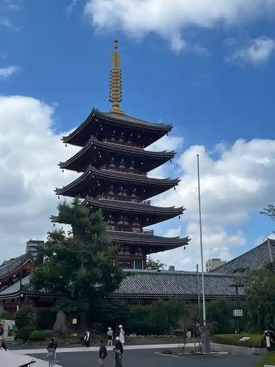 浅草寺の塔