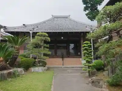 三忍寺の本殿・本堂