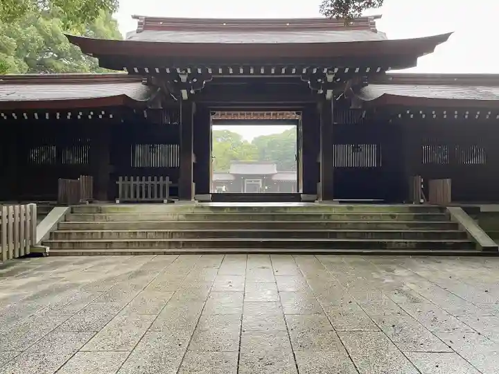明治神宮の山門・神門