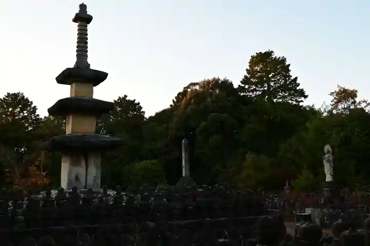 石塔寺(滋賀県)