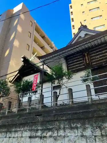 妻恋神社の本殿