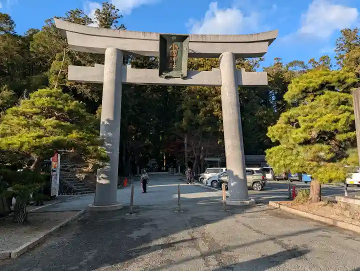 小國神社の{uncategorized: "未分類", other: "その他", undefined: "問題あり", building: "その他建物", grave: "お墓", sacred_gate: "鳥居", guardian: "狛犬", statue: "像", buddha: "仏像", history: "歴史", nature: "自然", garden: "庭園", animal: "動物", pagoda: "塔", temizu: "手水舎", mountain_gate: "山門・神門", sanctuary: "本殿・本堂", subordinate: "末社・摂社", art: "芸術", scenery: "景色", jizo: "地蔵", ema: "絵馬", goshuin: "御朱印", omikuji: "おみくじ", items: "授与品その他", amulet: "お守り", goshuincho: "御朱印帳", eats: "食事", festival: "お祭り", votive_dance: "神楽", shichigosan: "七五三参", wedding: "結婚式", experience: "体験その他", initially: "初詣", around: "周辺", anti_infection: "感染症対策"}