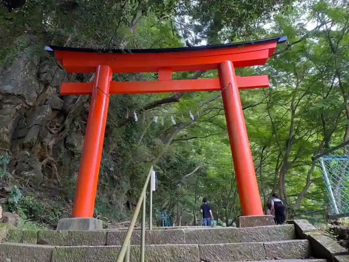鳳来山東照宮の鳥居
