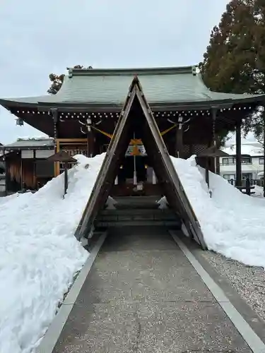 奥田神社の本殿・本堂