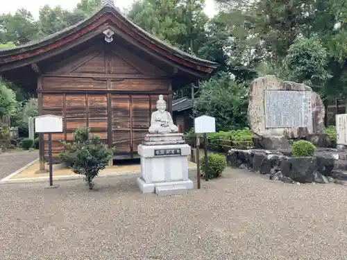 苗村神社の建物その他