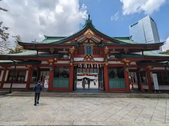 日枝神社の山門・神門