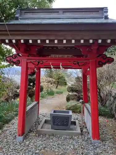 秋葉神社の手水舎