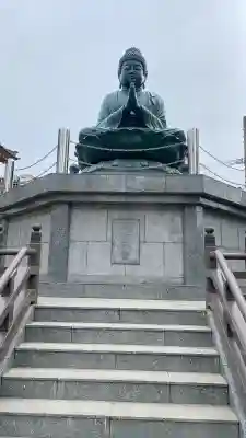 真浄寺の{uncategorized: "未分類", other: "その他", undefined: "問題あり", building: "その他建物", grave: "お墓", sacred_gate: "鳥居", guardian: "狛犬", statue: "像", buddha: "仏像", history: "歴史", nature: "自然", garden: "庭園", animal: "動物", pagoda: "塔", temizu: "手水舎", mountain_gate: "山門・神門", sanctuary: "本殿・本堂", subordinate: "末社・摂社", art: "芸術", scenery: "景色", jizo: "地蔵", ema: "絵馬", goshuin: "御朱印", omikuji: "おみくじ", items: "授与品その他", amulet: "お守り", goshuincho: "御朱印帳", eats: "食事", festival: "お祭り", votive_dance: "神楽", shichigosan: "七五三参", wedding: "結婚式", experience: "体験その他", initially: "初詣", around: "周辺", anti_infection: "感染症対策"}
