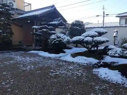 西方山極楽寺の庭園