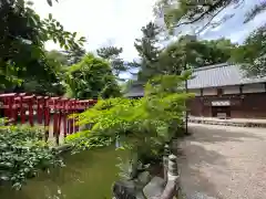 諏訪神社の庭園