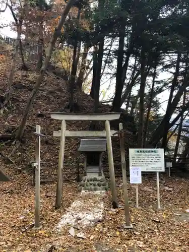 楯岩鬼怒姫神社の本殿