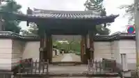 西大寺の山門・神門