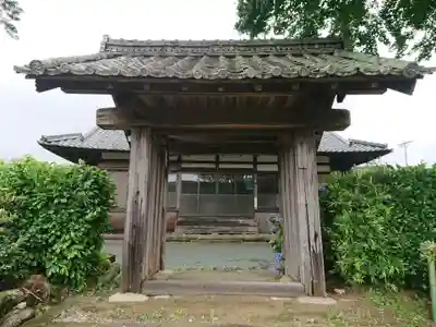泉蔵寺の手水舎
