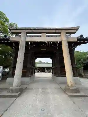 御厨神社の{uncategorized: "未分類", other: "その他", undefined: "問題あり", building: "その他建物", grave: "お墓", sacred_gate: "鳥居", guardian: "狛犬", statue: "像", buddha: "仏像", history: "歴史", nature: "自然", garden: "庭園", animal: "動物", pagoda: "塔", temizu: "手水舎", mountain_gate: "山門・神門", sanctuary: "本殿・本堂", subordinate: "末社・摂社", art: "芸術", scenery: "景色", jizo: "地蔵", ema: "絵馬", goshuin: "御朱印", omikuji: "おみくじ", items: "授与品その他", amulet: "お守り", goshuincho: "御朱印帳", eats: "食事", festival: "お祭り", votive_dance: "神楽", shichigosan: "七五三参", wedding: "結婚式", experience: "体験その他", initially: "初詣", around: "周辺", anti_infection: "感染症対策"}