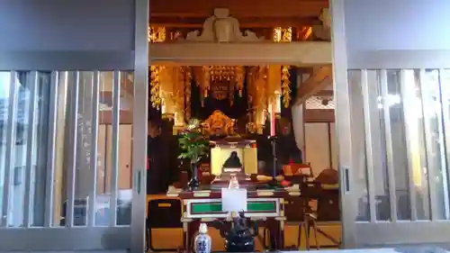 万福寺の本殿