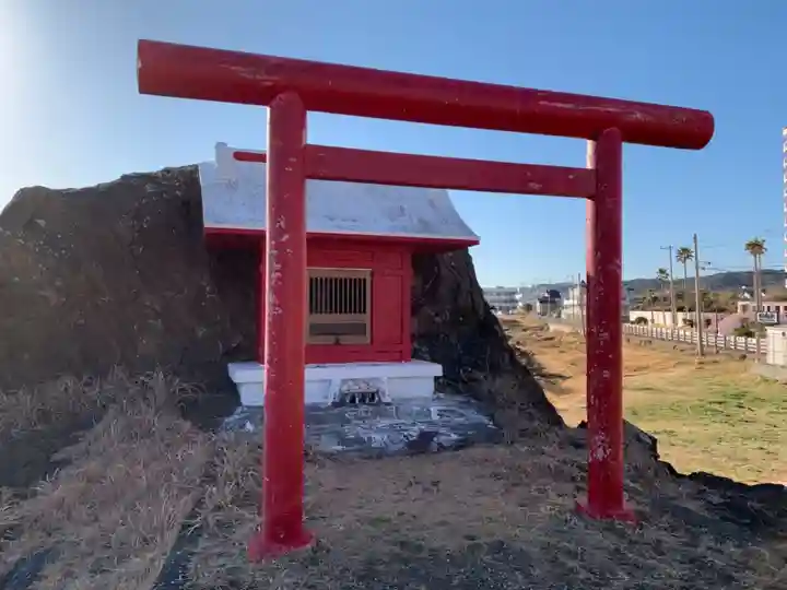 渚弁財天祠の本殿・本堂