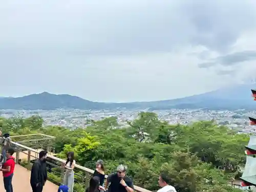 新倉富士浅間神社の景色