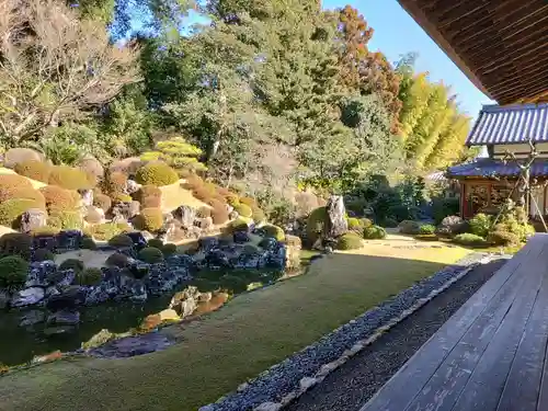 龍潭寺の庭園