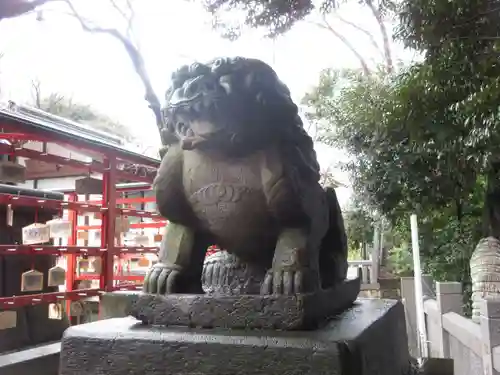 瀧泉寺（目黒不動尊）の狛犬