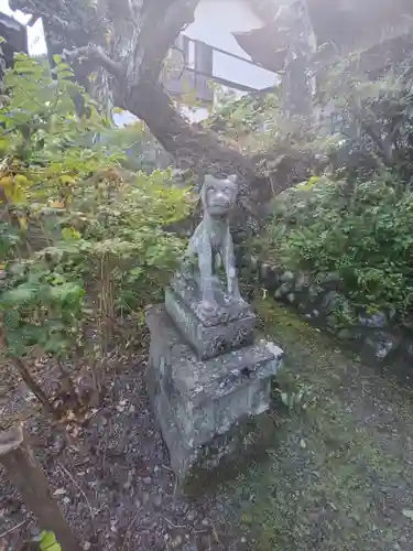 両神御嶽神社／両神山両神神社の狛犬