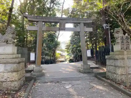 平塚八幡宮の鳥居