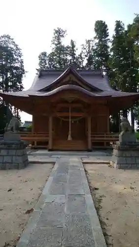 湫尾神社の本殿