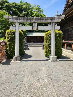 赤羽八幡神社の{uncategorized: "未分類", other: "その他", undefined: "問題あり", building: "その他建物", grave: "お墓", sacred_gate: "鳥居", guardian: "狛犬", statue: "像", buddha: "仏像", history: "歴史", nature: "自然", garden: "庭園", animal: "動物", pagoda: "塔", temizu: "手水舎", mountain_gate: "山門・神門", sanctuary: "本殿・本堂", subordinate: "末社・摂社", art: "芸術", scenery: "景色", jizo: "地蔵", ema: "絵馬", goshuin: "御朱印", omikuji: "おみくじ", items: "授与品その他", amulet: "お守り", goshuincho: "御朱印帳", eats: "食事", festival: "お祭り", votive_dance: "神楽", shichigosan: "七五三参", wedding: "結婚式", experience: "体験その他", initially: "初詣", around: "周辺", anti_infection: "感染症対策"}
