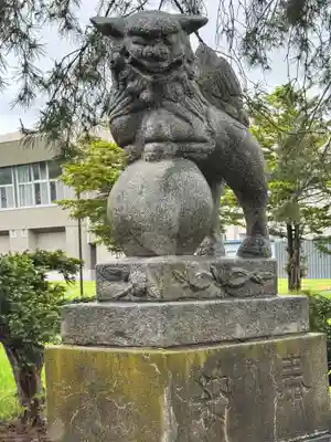 真龍神社の狛犬