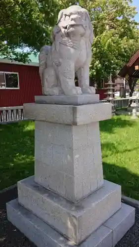 新川皇大神社の狛犬