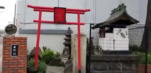 稲荷神社の鳥居