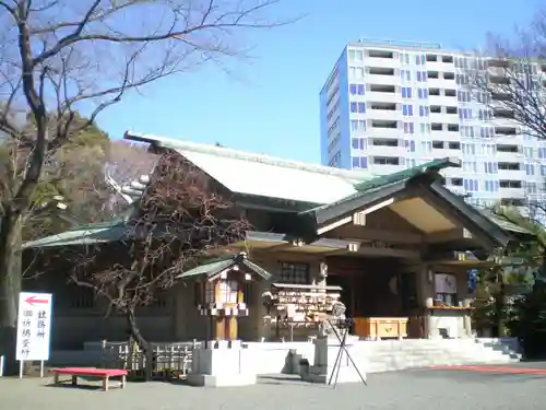 東郷神社の本殿・本堂