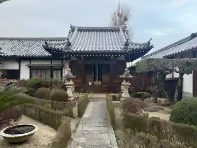 西方院の{uncategorized: "未分類", other: "その他", undefined: "問題あり", building: "その他建物", grave: "お墓", sacred_gate: "鳥居", guardian: "狛犬", statue: "像", buddha: "仏像", history: "歴史", nature: "自然", garden: "庭園", animal: "動物", pagoda: "塔", temizu: "手水舎", mountain_gate: "山門・神門", sanctuary: "本殿・本堂", subordinate: "末社・摂社", art: "芸術", scenery: "景色", jizo: "地蔵", ema: "絵馬", goshuin: "御朱印", omikuji: "おみくじ", items: "授与品その他", amulet: "お守り", goshuincho: "御朱印帳", eats: "食事", festival: "お祭り", votive_dance: "神楽", shichigosan: "七五三参", wedding: "結婚式", experience: "体験その他", initially: "初詣", around: "周辺", anti_infection: "感染症対策"}