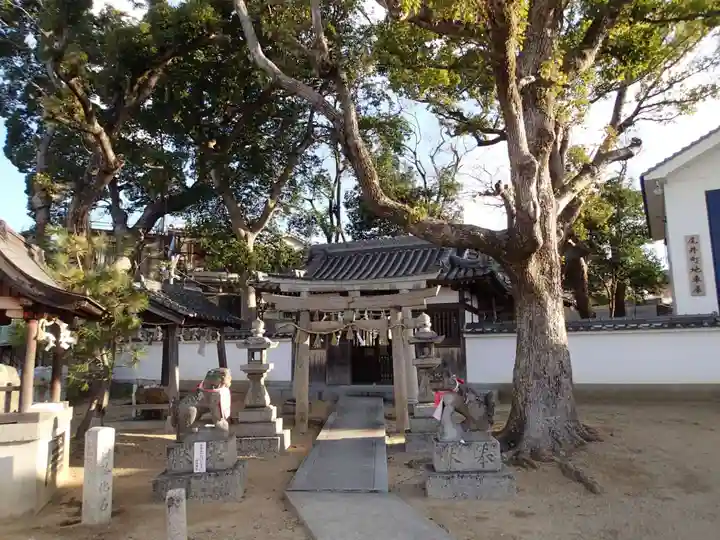 旧府神社のその他建物