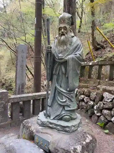 榛名神社の像