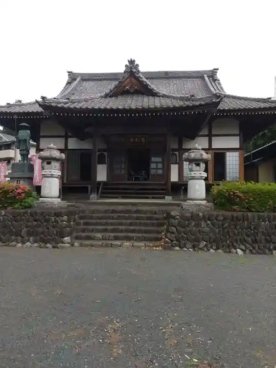 塩船寺の本殿・本堂