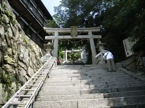 宝厳寺の鳥居