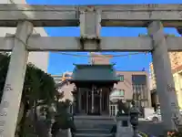 出世稲荷神社の鳥居