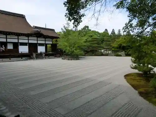 仁和寺の庭園