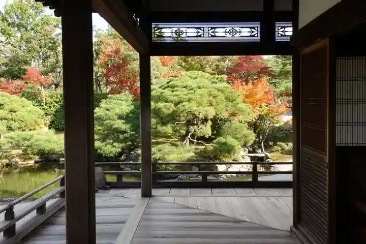仁和寺の庭園