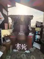 煙突神社の{uncategorized: "未分類", other: "その他", undefined: "問題あり", building: "その他建物", grave: "お墓", sacred_gate: "鳥居", guardian: "狛犬", statue: "像", buddha: "仏像", history: "歴史", nature: "自然", garden: "庭園", animal: "動物", pagoda: "塔", temizu: "手水舎", mountain_gate: "山門・神門", sanctuary: "本殿・本堂", subordinate: "末社・摂社", art: "芸術", scenery: "景色", jizo: "地蔵", ema: "絵馬", goshuin: "御朱印", omikuji: "おみくじ", items: "授与品その他", amulet: "お守り", goshuincho: "御朱印帳", eats: "食事", festival: "お祭り", votive_dance: "神楽", shichigosan: "七五三参", wedding: "結婚式", experience: "体験その他", initially: "初詣", around: "周辺", anti_infection: "感染症対策"}