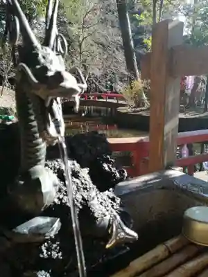 間々田八幡宮の手水舎