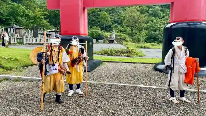 湯殿山神社(出羽三山神社)(山形県)