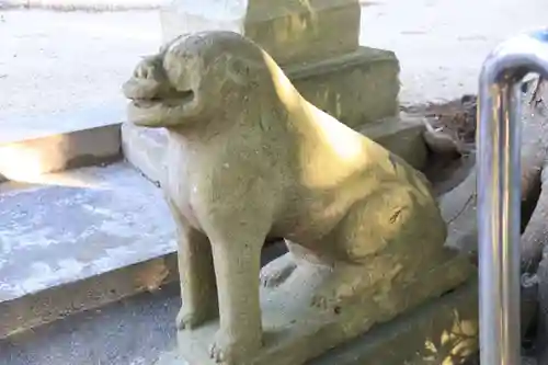 三渡神社の狛犬