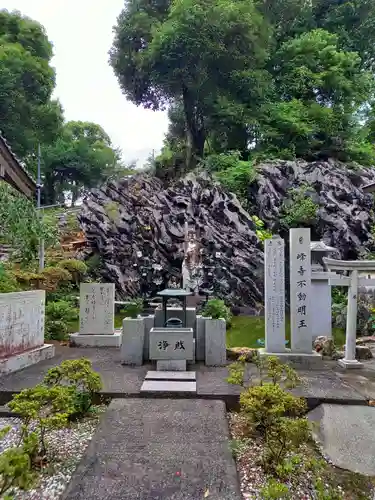 禅師峰寺の建物その他