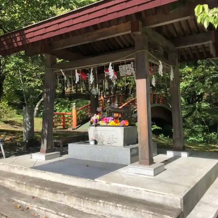 新得神社の手水舎