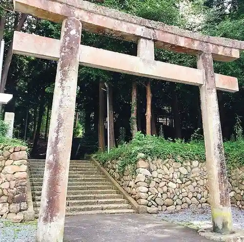 草薙神社の鳥居